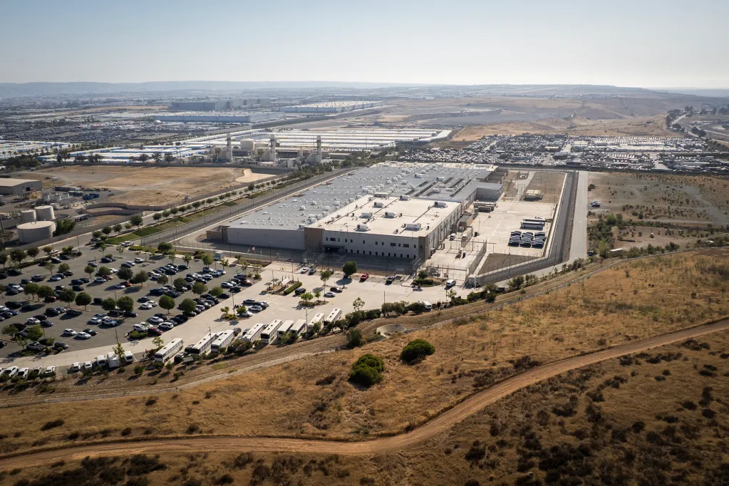 052026_Otay-Mesa-Detention-Center_AH_CM_02-1024x682-1